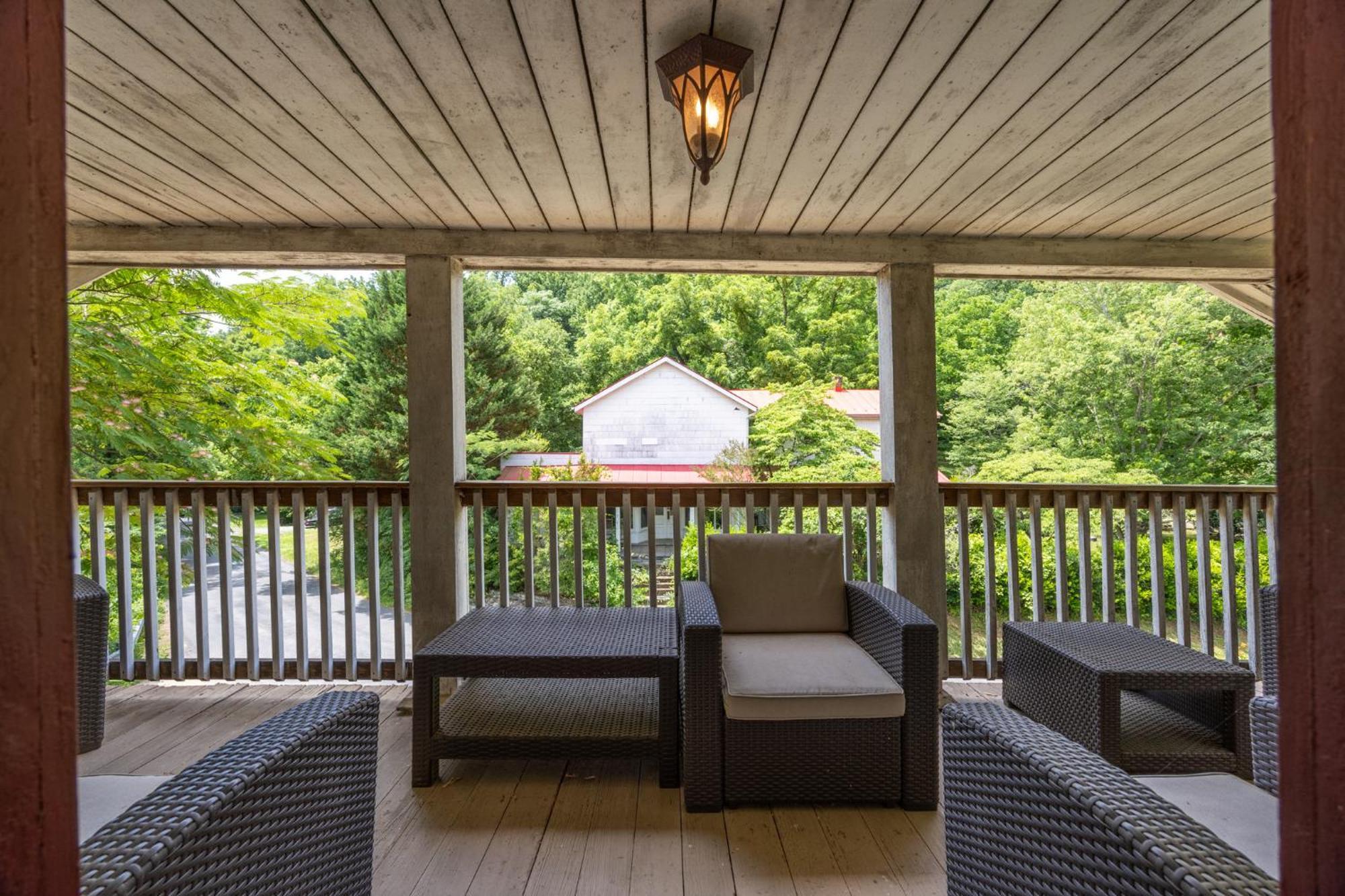 Bliss Point Farm And B&B, Llc Earlysville 외부 사진